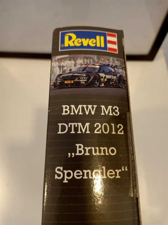 BMW%20M3%20DTM%202012%20"Bruno%20Spengler"%20-%20Revell%20-%20Model%20Kit%20-%20Image%204