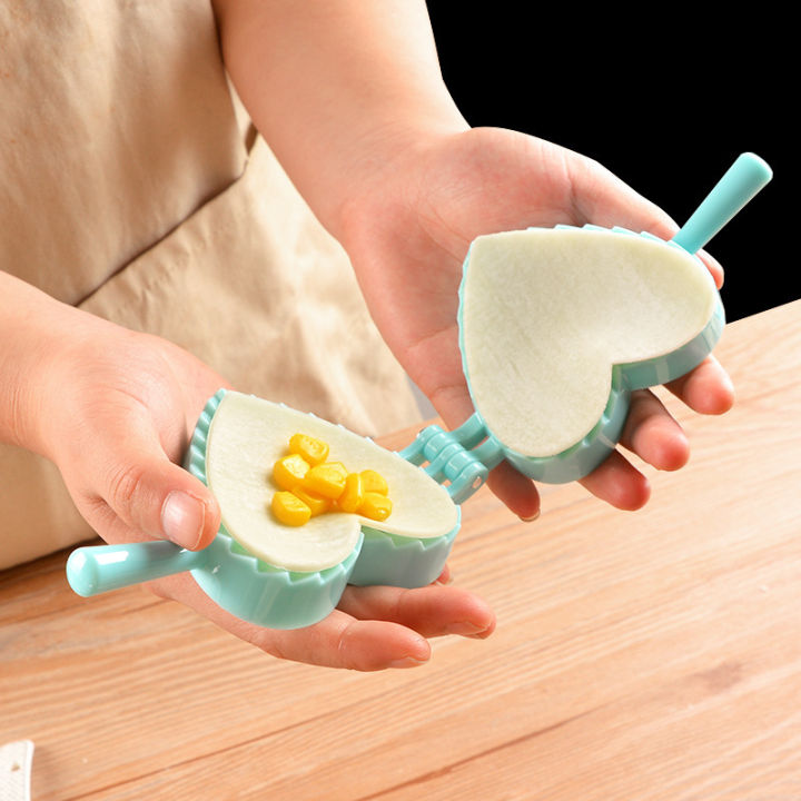 %E3%80%90HOT%E3%80%91%203%20Model%20Kitchen%20Dumpling%20Mold%20Heart%20Butterfly%20Flower%20Shape%20DIY%20Dumplings%20Making%20Dough%20Press%20Pie%20Dumpling%20Mold%20Maker%20-%20Image%205