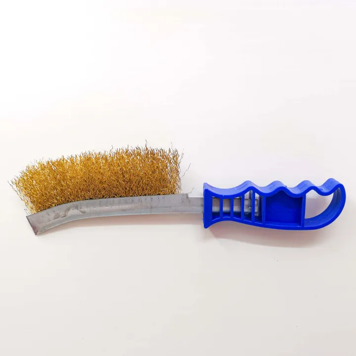 SALI%20Wire%20Brush%20for%20Cleaning%20Rust%20Removal%20Heavy%20Duty%20Brass%20Brush%20Tool%2011"%20Long%20Handle%20with%20Plastic%20Handle,%20for%20Automotive,%20Grill,%20Paint,%20Welding%20Slag%20&%20Household%20More%20and%20Thicker%20Bristles%20-%20Image%205