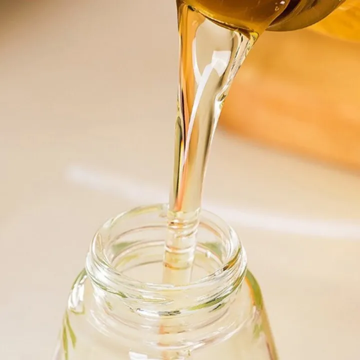 Glass%20Oil%20Spray%20Bottle%20180ml%20Olive%20Oil%20Sprayer%20for%20Cooking,%20Oil%20Spray%20Bottle%20Dispenser%20-%20Image%205
