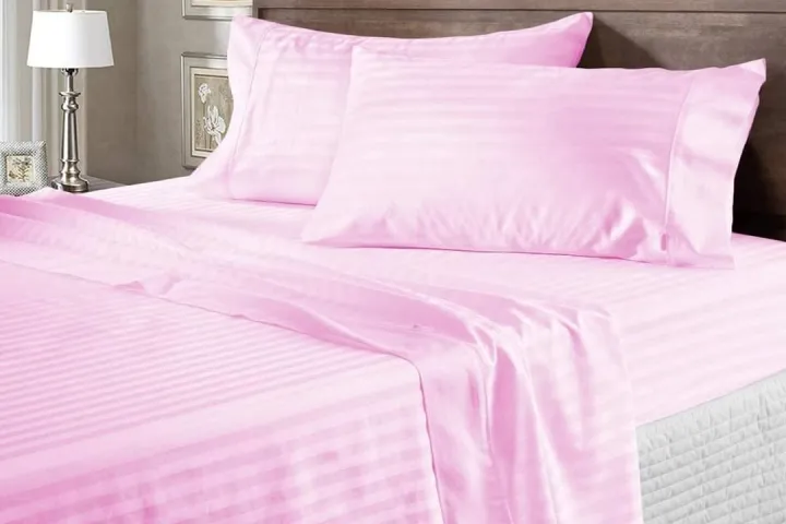 Egyptians%20Cotton%20Striped%20%20Bedsheets%20light%20pink%20-%20Image%204