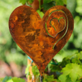 1PCS Love Pillar Inserted Heart Stake in the Garden Rusted Heart Made of 14Ga Metal. 