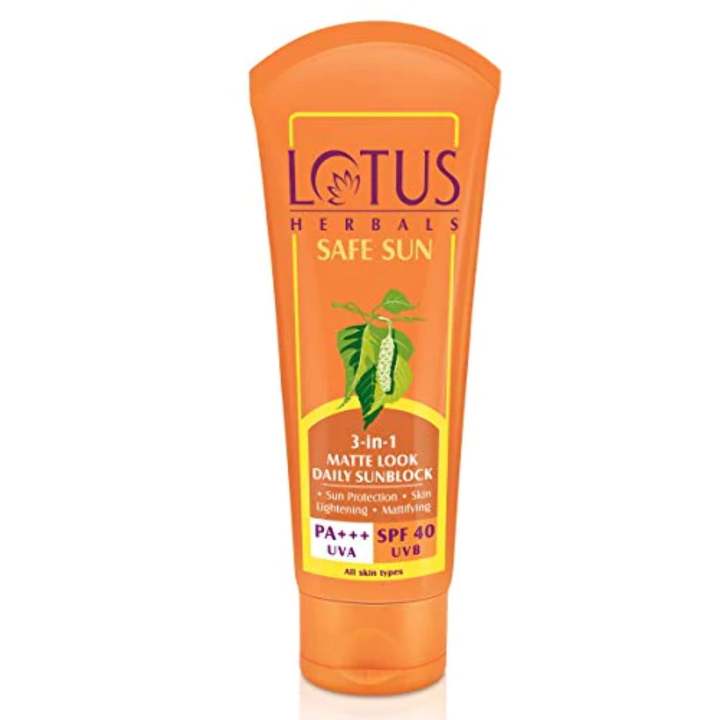 Lotus herbals Safe Sun 3 in 1 Matte Look Daily Sunscreen Spf 40 (50g)