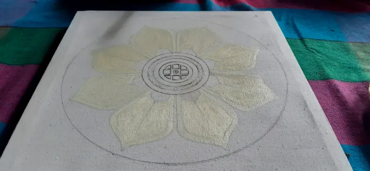 Sri%20Lankan%20Traditional%20Flower%20Design%20Wall%20Decor%20-%20Image%203