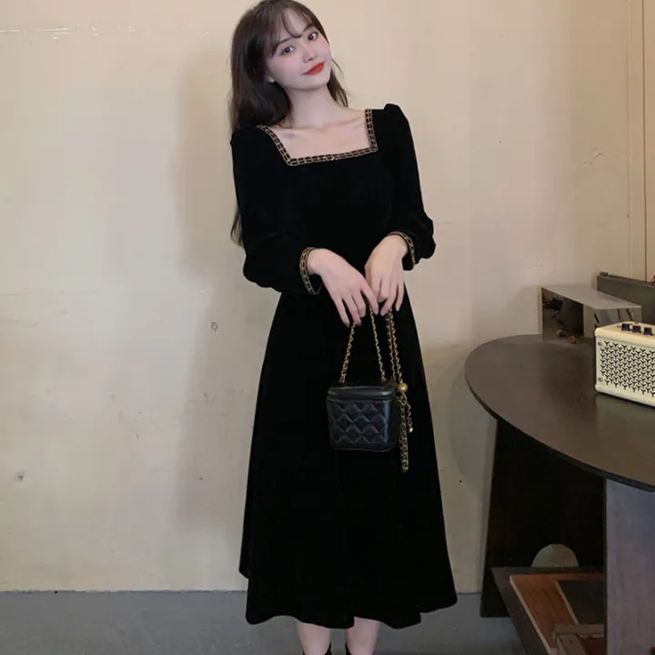 bellylady%20Women%20Cotton%20French%20Velvet%20Dress%20Retro%20Square%20Collar%20Puff%20Sleeves%20Simple%20Solid%20Color%20Large%20Swing%20Long%20Sleeves%20Dress%20-%20Image%204