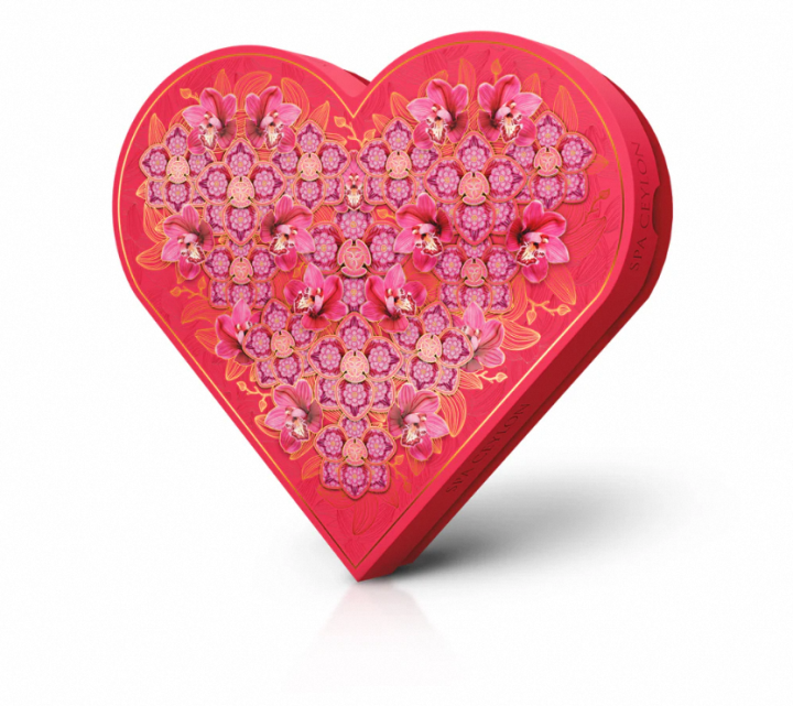 Spa%20Ceylon%20Valentine%20Romantic%20Indulgence%20Collection%20-%20Image%202