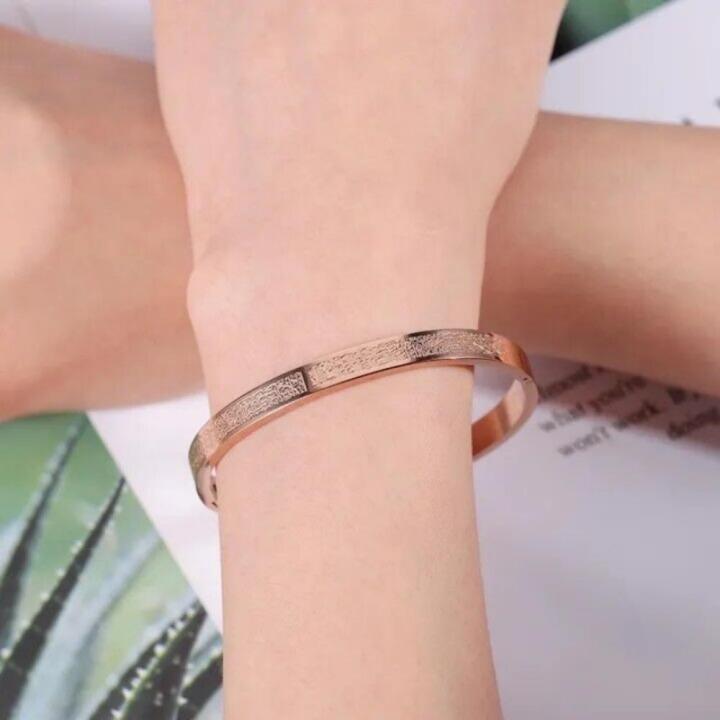 Jewelry%20Ayatul%20Kursi%20Cuff%20Bracelet%20Stylish%20Adjustable%20Elegant%20Islamic%20Gift%20Quranic%20Surah%20Bracelet%20for%20Fashion%20accessory%20-%20Image%208