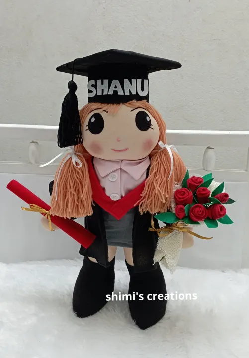 Personalized%20Graduation%20doll,%20Personalized%20Graduation%20doll%20soft%20toy.%20-%20Image%204