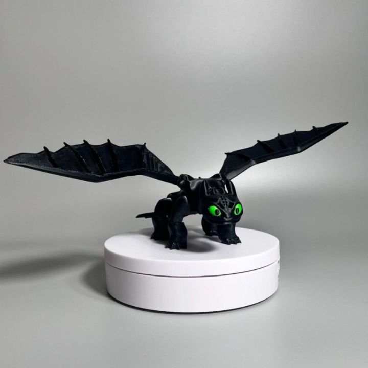 Flying%20Dragon%20Ornament%20Cartoon%203D%20Toothless%20Dragon%20Figure%20Lovely%2015cm%20Night%20Fury%20Dragon%20Figure%20Q%20Version%20Black%20and%20White%20Toothless%20Joint%20Model%20Desktop%20Decoration%20-%20Image%208