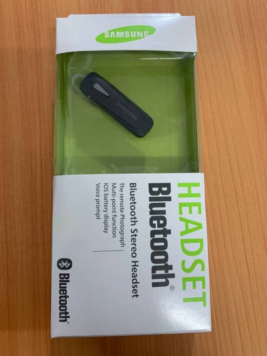 Samsung%20Bluetooth%20Headset%20-%20Image%204