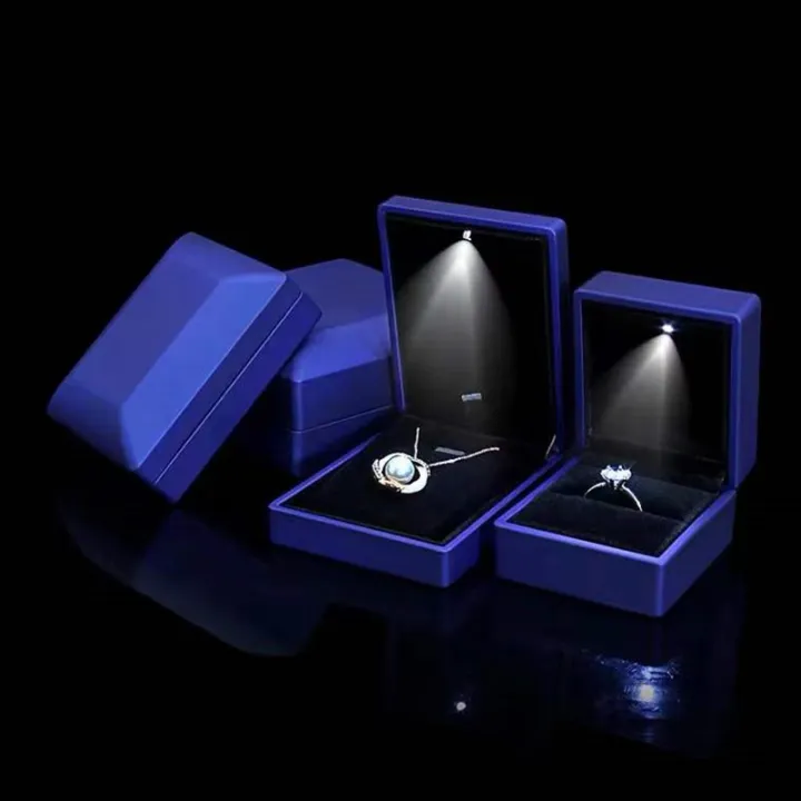 LED%20Jewelry%20Box%20for%20Ring%20Necklace%20Engagement%20Ring%20Display%20Gift%20Case%20Packaging%20Showcase%20Boxes%20with%20Light%20Cases%20Packaging%20Boxes%20-%20Image%206