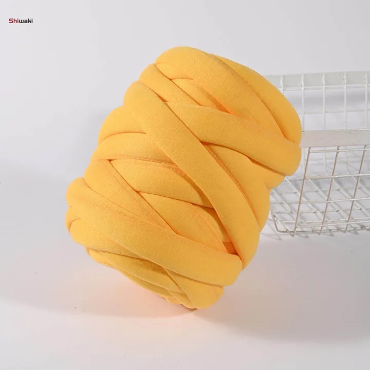Chunky%20Yarn%200.55LBS%20Super%20Soft%20Washable%20Super%20Bulky%20Giant%20Yarn%20for%20Extreme%20Arm%20Knitting%20DIY%20Throw%20Sofa%20Bed%20Blanket%20Pillow%20Pet%20Bed%20and%20Bed%20Fence%20-%20Image%204