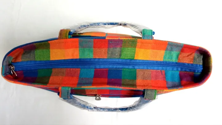 Handloom%20Hand%20Bag%20-%20Image%203