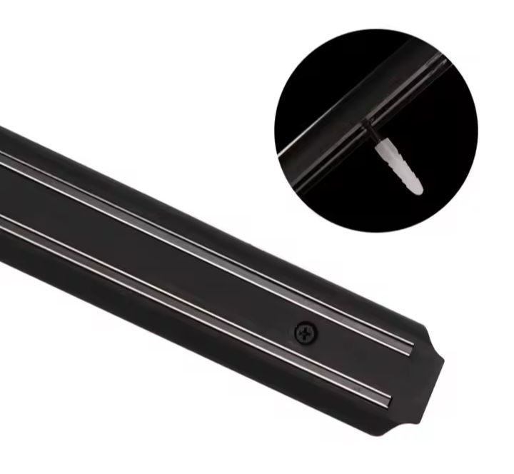 Magnetic%20Knife%20Holder-%2038%20Cm%20Wall%20Mount%20Magnetic%20Knife%20Holder%20Bar%20with%20Strong%20Magnetic%20Strip%20for%20Holding%20Knife,%20Scissor,%20Kitchen%20Tools,%20Garage%20Magnet%20(Black)%20-%20Image%204