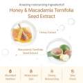 KUNDAL Honey & Macadamia Pure Natural Moisturizing Refreshing Body Lotion White Musk 500ml. 