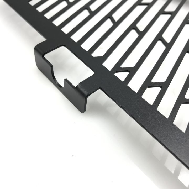 Kqueebee%20Motorcycle%20Radiator%20Guard%20Engine%20Cooler%20Grille%20Cover%20Protection%20for%20MT07%202013-2020%20-%20Image%206