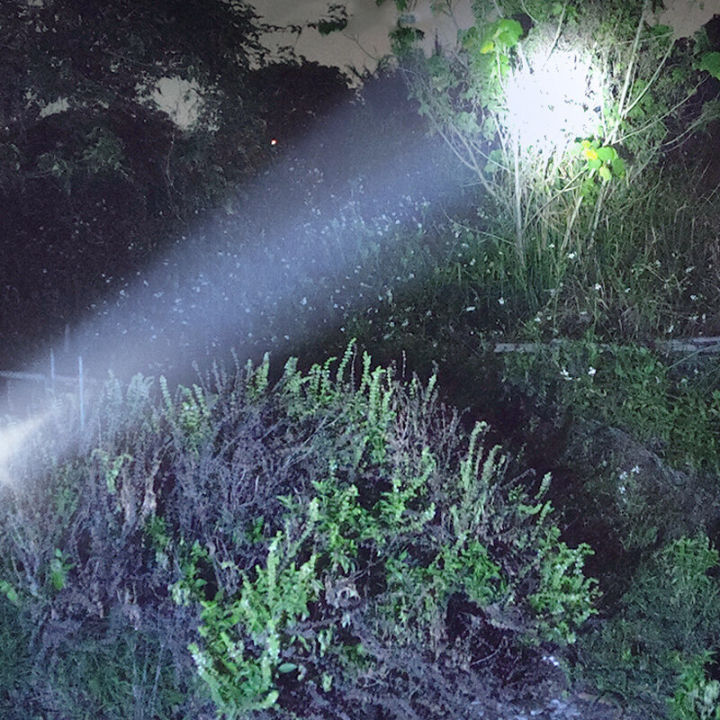 USB/Solar%20Charging%20Flashlight%20Built-in%20Battery%20Torch%20with%20Side%20Lanterna%20Waterproof%20Multi-function%20Emergency%20Power%20Bank%20Hand%20Lamp%20-%20Image%203