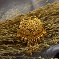 Gold plated Guaranteed Praveena Pendent for wedding party and function gift items for girls. 