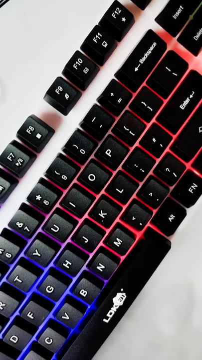Wired%20Gaming%20colourful%20backlit%20keyboard%20-%20Image%203