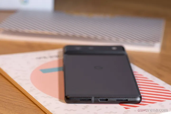 Google%20Pixel%206%208GB%20128GB%20Brand%20new%20condition%20smartphone%20with%20Back%20cover%20and%20charger%20and%20cable%20-%20Image%207