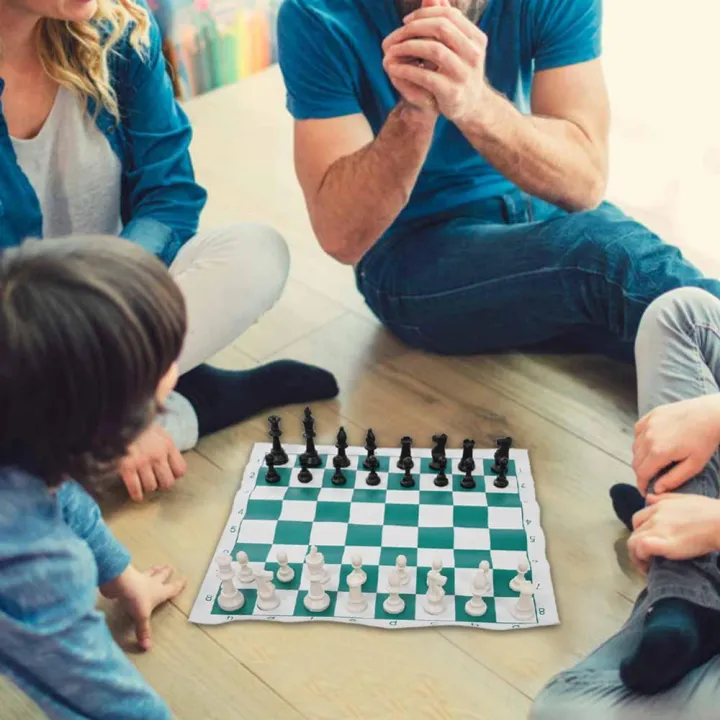 Folding%20Travel%20Portable%20Chess%20Set%20Roll-up%20Board%20Games%2015"x3"%20for%20Kids%20Home%20-%20Image%202