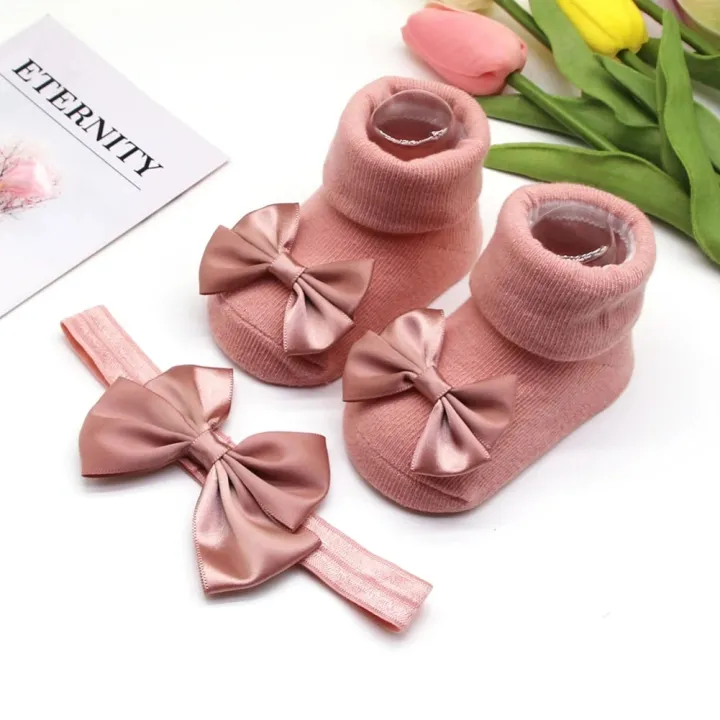 socks%20baby%20Fashion%20Baby%20Girls%20Headband%20+%20Socks%20Set%200-12%20Months%20Cute%20Toddler%20Princess%20Socks%20Autumn%20Infant%20Bowknot%20Socks%20Elastic%20Hair%20Bands%20-%20Image%203