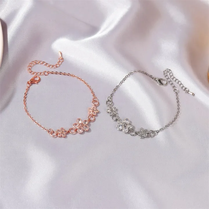Qingwen%20Korean%20Style%20Fresh%20Crystal%20Flowers%20Bracelet%20Special-Interest%20Design%20Student%20Temperamental%20Bracelet%20ins%20Popular%20Online%20Red%20Birthday%20Gift%20-%20Image%202
