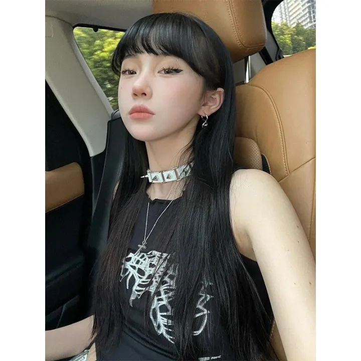 High-End%20Design%20Lace-up%20American%20Vintage%20Punk%20Style%20Sleeveless%20Cold-Shoulder%20Camisole%20Niche%20Asymmetric%20Top%20for%20Women%20-%20Image%202