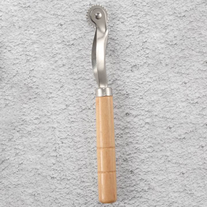 1pc%20Wood%20Handle%20Overneedle%20Wheel%20needle%20Spacing%20Perforating%20Tool%20-%20Image%208