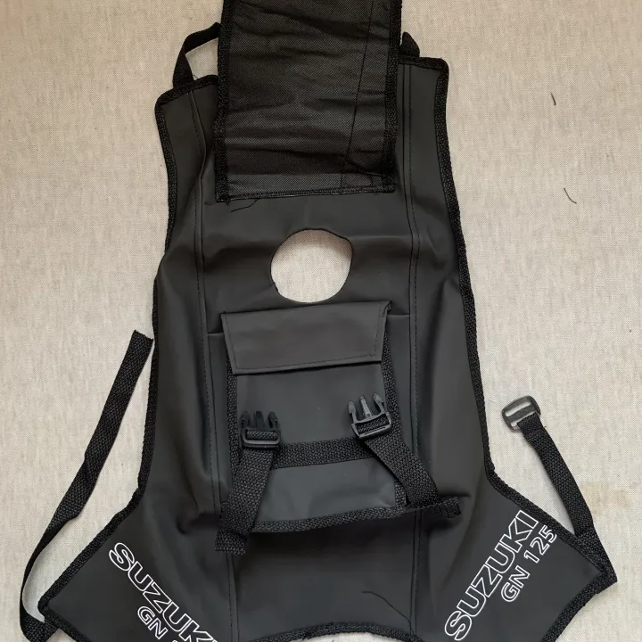 Fuel%20Tank%20Cover%20for%20Suzuki%20GN125%20Bike%20-%20Image%202