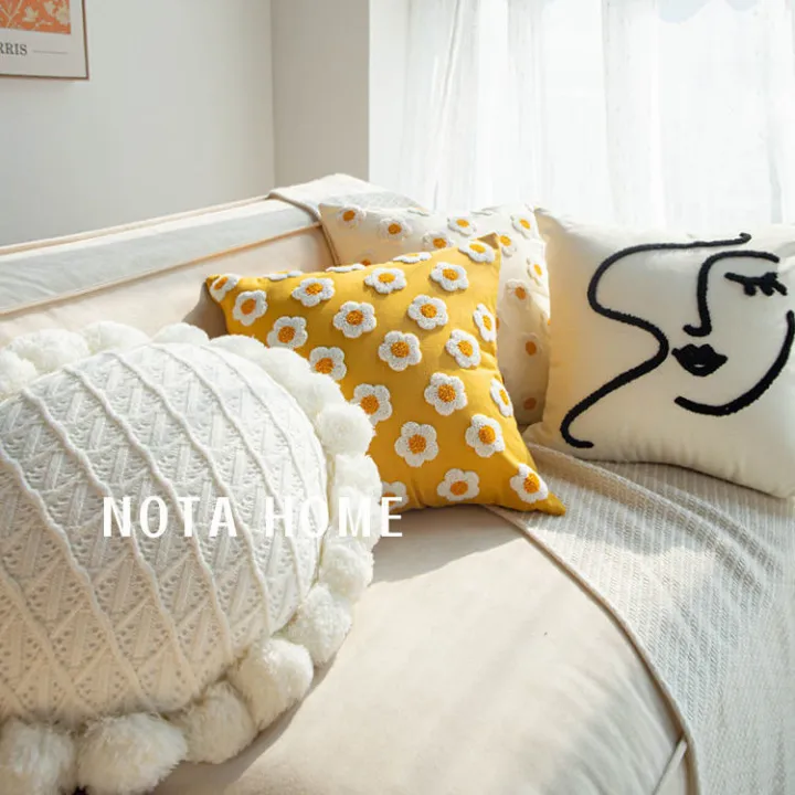 Northern%20European-StyleinsWind%20Net%20Red%20Pillow%20Flower%20Sunflower%20Living%20Room%20Sofa%20Cute%20Lumbar%20Pillow%20Back%20Cusion%20Little%20Daisy%20Cushion%20Cover%20-%20Image%204