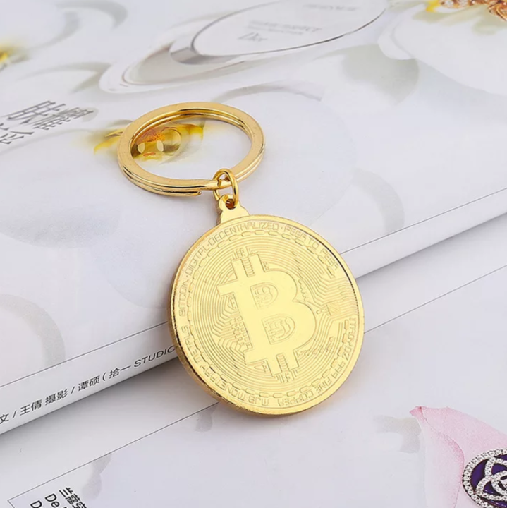 BTC%20Art%20Collection%20Gold%20Plated%20Physical%20%20BTC%20with%20Case%20Gift%20Physical%20Metal%20Antique%20-%20Image%203