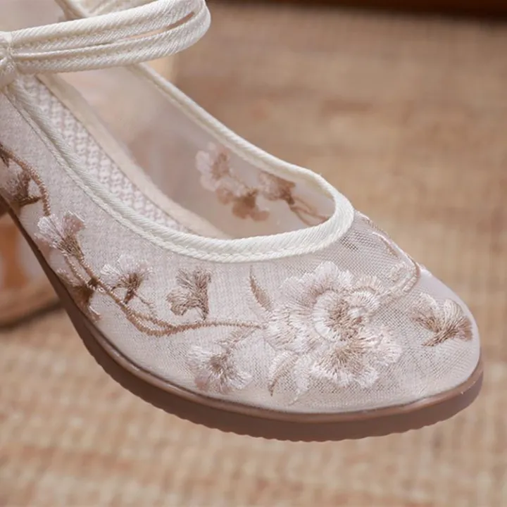 Summer%20Mesh%20High%20Heel%20Old%20Beijing%20Shoes%20for%20Han%20Chinese%20Clothing%20Cheongsam%20Shoes%20Antique%20Cloth%20Shoes%20Embroidered%20Shoes%20Women's%20Chinese%20Style%20Traditional%20Women's%20Shoes%20-%20Image%204