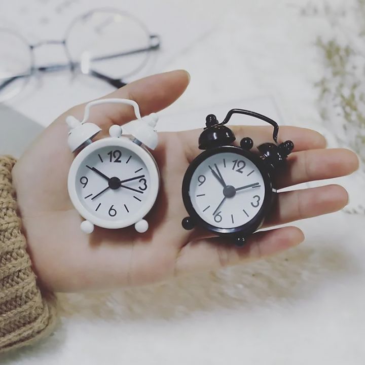 Twin%20Bell%20Mini%20Alarm%20Clock%20Retro%20Table%20Clock%20Portable%20Quartz%20Electronic%20Clocks%20for%20Office%20Bedside%20Clock%20Home%20Desktop%20Decoration%20-%20Image%203