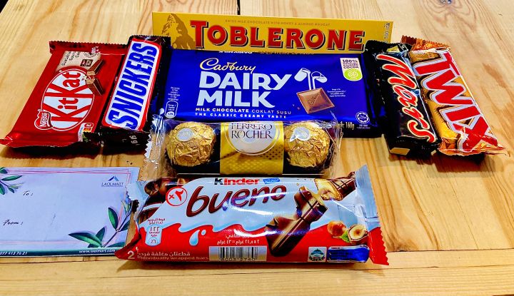 Chocolate%20Gift%20Pack%20(%208%20Pcs%20)%20-%20Image%202