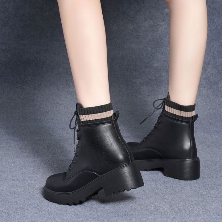 Leather%20Martin%20Boots%20Women's%20Fleece-Lined%20Mid%20Heel2023Winter%20New%20Platform%20Single-Layer%20Boots%20Women's%20Shoes%20Thick%20Heel%20with%20British%20Style%20Ankle%20Boots%20-%20Image%205