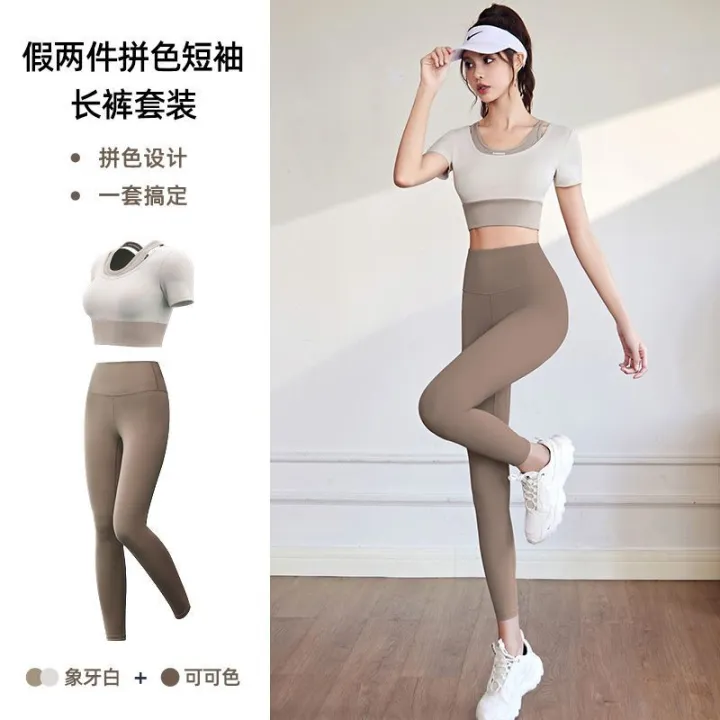 Spring%20and%20Summer%20Yoga%20Clothes%20Sports%20Suit%20Women's%20Casual%20Running%20Quick%20Drying%20Clothes%20Gym%20Clothes%20with%20Chest%20Pad%20Short%20Sleeve%20Suit%20-%20Image%209