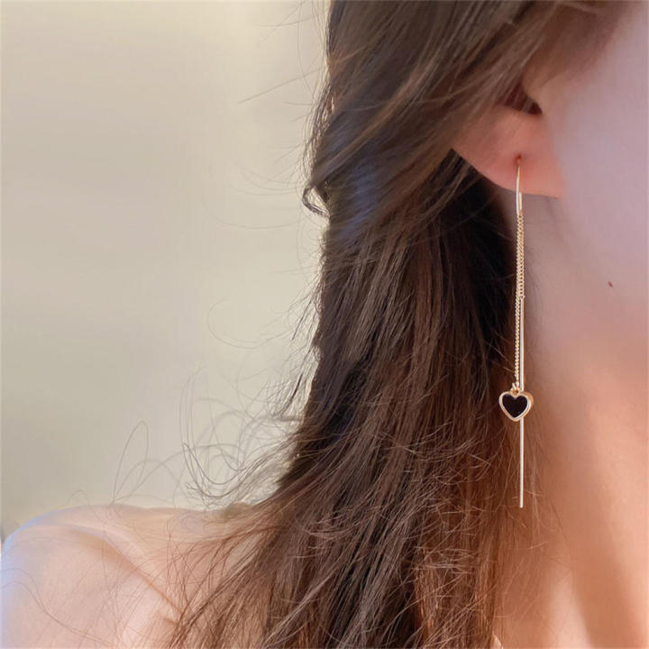 Black%20heart%20earrings%20Stylish%20Heart%20shaped%20Square%20shaped%20Long%20hanging%20earrings%20Ear%20wire%20Black%20color%20Ear%20wire%20piercing%20earrings%20for%20Party%20Evening%20events%20Daily%20wear%20Gift%20for%20women%20Formal%20occasions%20-%20Image%203