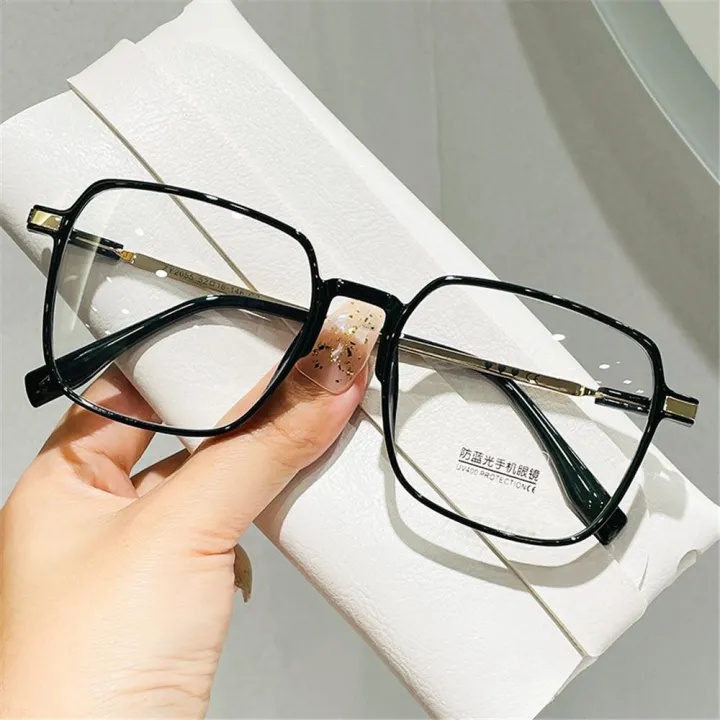 Stylish%20Square%20Anti-Blue%20Light%20Glasses%20for%20Women%20Retro%20Clear%20Frame%20Anti%20Radiation%20Glasses%20Korean%20Style%20Transparent%20Glasses%20-%20Image%203