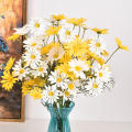 Decorative Artificial flowers Realistic Vase Desktop Chamomile daisies Little  bouquet for Home decor Office decoration Wedding centerpiece Gift for friends Photography props. 