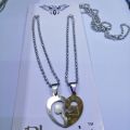 Couple Chain Fashion Jewelry Matching Men's And Women's Couple Necklaces with Interlocking Rings Design. 