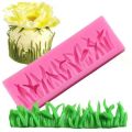 Cake Decorating Grass Mold - Green. 