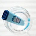 TDS METER - BLUE. 