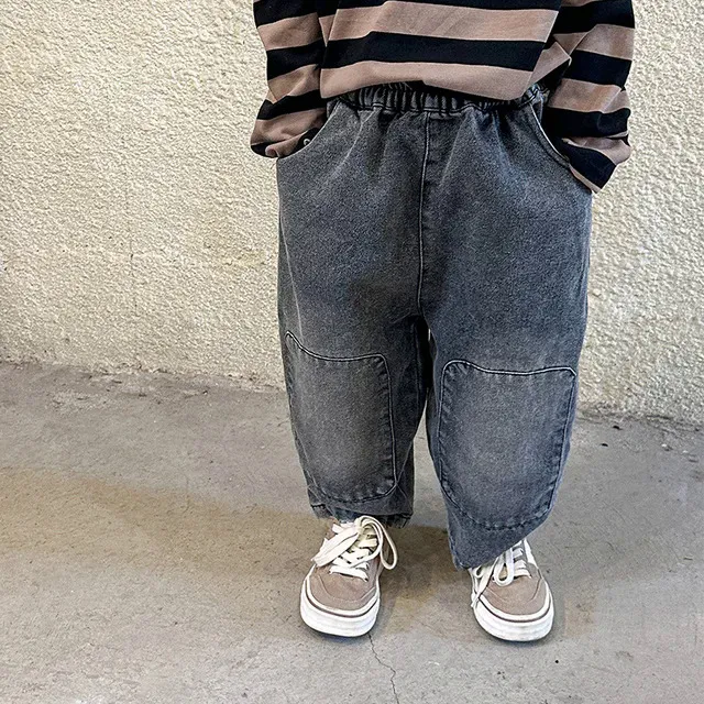 Boy%20Girl%20children%20patch%20casual%20jeans%20autumn%20winter%20clothes%20kid%20loose%20pocket%20retro%20denim%20pants%20Baby%20Cotton%20solid%20fashion%20trousers%20boys%20-%20Image%208