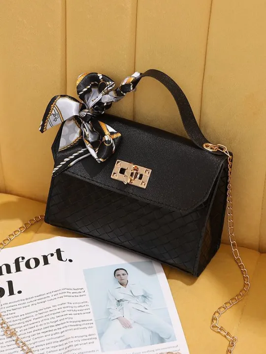 Small%20Square%20Bag%20Korean%20Style%20Fashion%20Bag%20Small%20Bag%20Live%20Gift%20Bag%20Crossbody%20Chain%20Women's%20Bag%20-%20Image%202