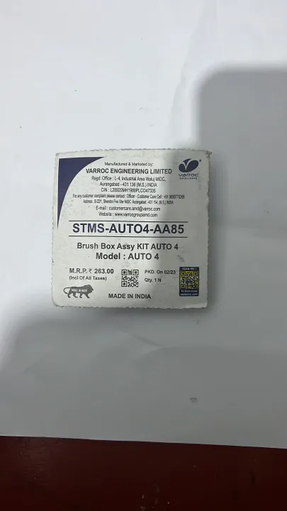 Three%20wheel%204stroke%20starter%20motor%20brush%20set%20(varroc)%20-%20Image%202