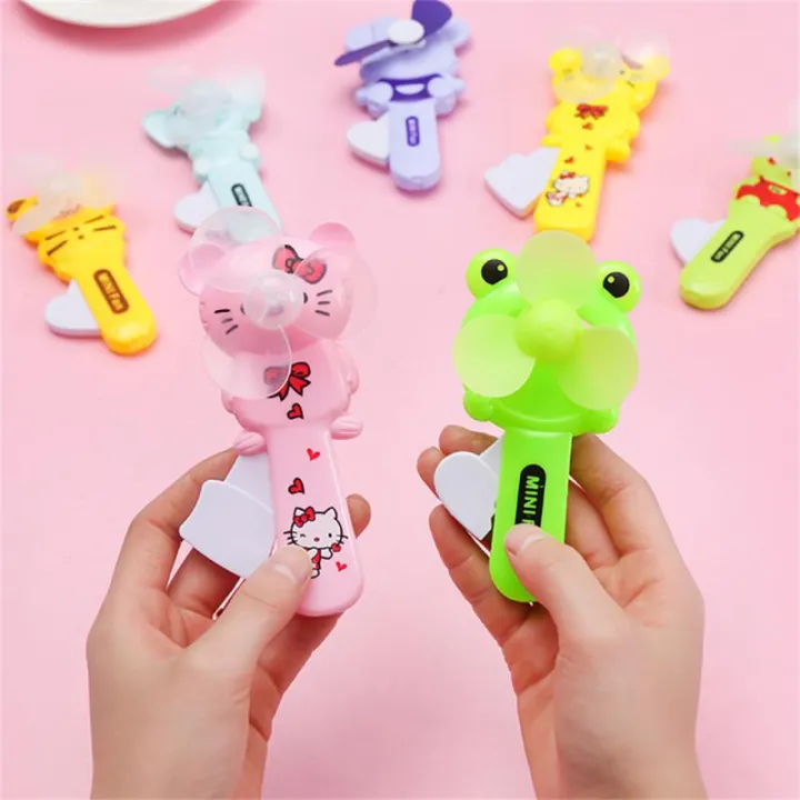 1PC%20Cartoon%20Hand-Pressed%20Fan%20Children%20Kids%20Toy%20Cute%20Portable%20Mini%20Fans%20Battery-free%20Dormitory%20Student%20Handheld%20Small%20Manual%20Fan%20-%20Image%202
