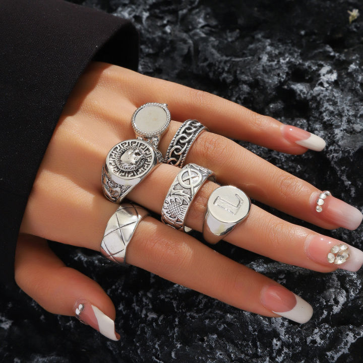 【Grand Sale】Punk Cross Titanium Steel Ring Trendy Retro Sword Rotating Roman Personality Ring