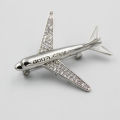 2024 New Sparkling Zircon Airplane Aircraft Brooch Men Suit Brooch Pin Gifts High Quality Women Pins Brooches Man Jewelry. 