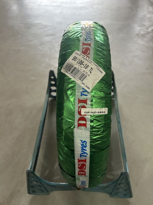 DSI%2090/100-10%20-%204%20PR%20SCOOTY%20T/L%20SRI/MC-%2049%20Tubeless%20-%20Image%204